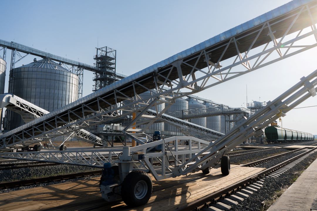 "Август" бизнестин агрардык багытын өнүктүрүү алкагында айыл чарба өндүрүшүнүн инфраструктурасын курууну аяктады