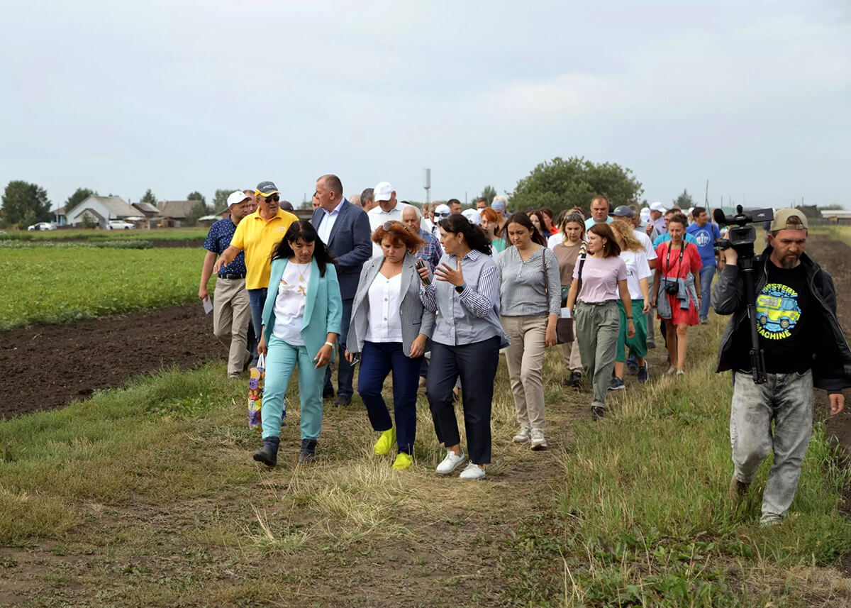 "Август" компаниясы Беларусь Республикасынын колдонуучулары үчүн мобилдик тиркеменин версиясын чыгарды