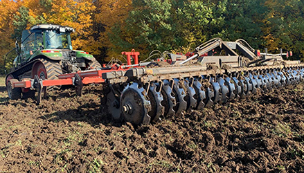 В хозяйствах УК «Август-Агро» по итогам 2021 года будет возвращено в оборот 16 тыс. га заброшенных полей