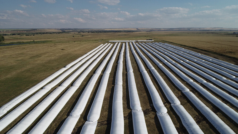 «Август» займется производством полимерных материалов для сельского хозяйства и рукавов для хранения зерна