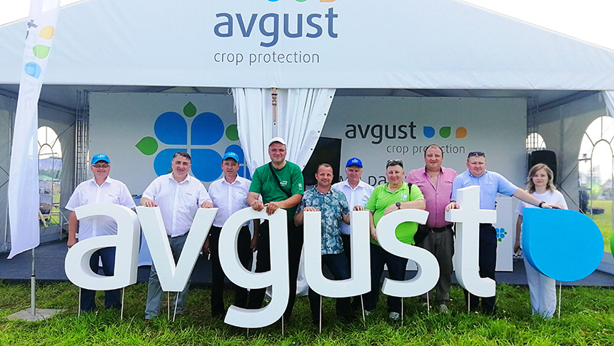 Орловщинада талаа түбүндө "Август"